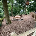 The Hen House A Beautifully Situated Open Plan *